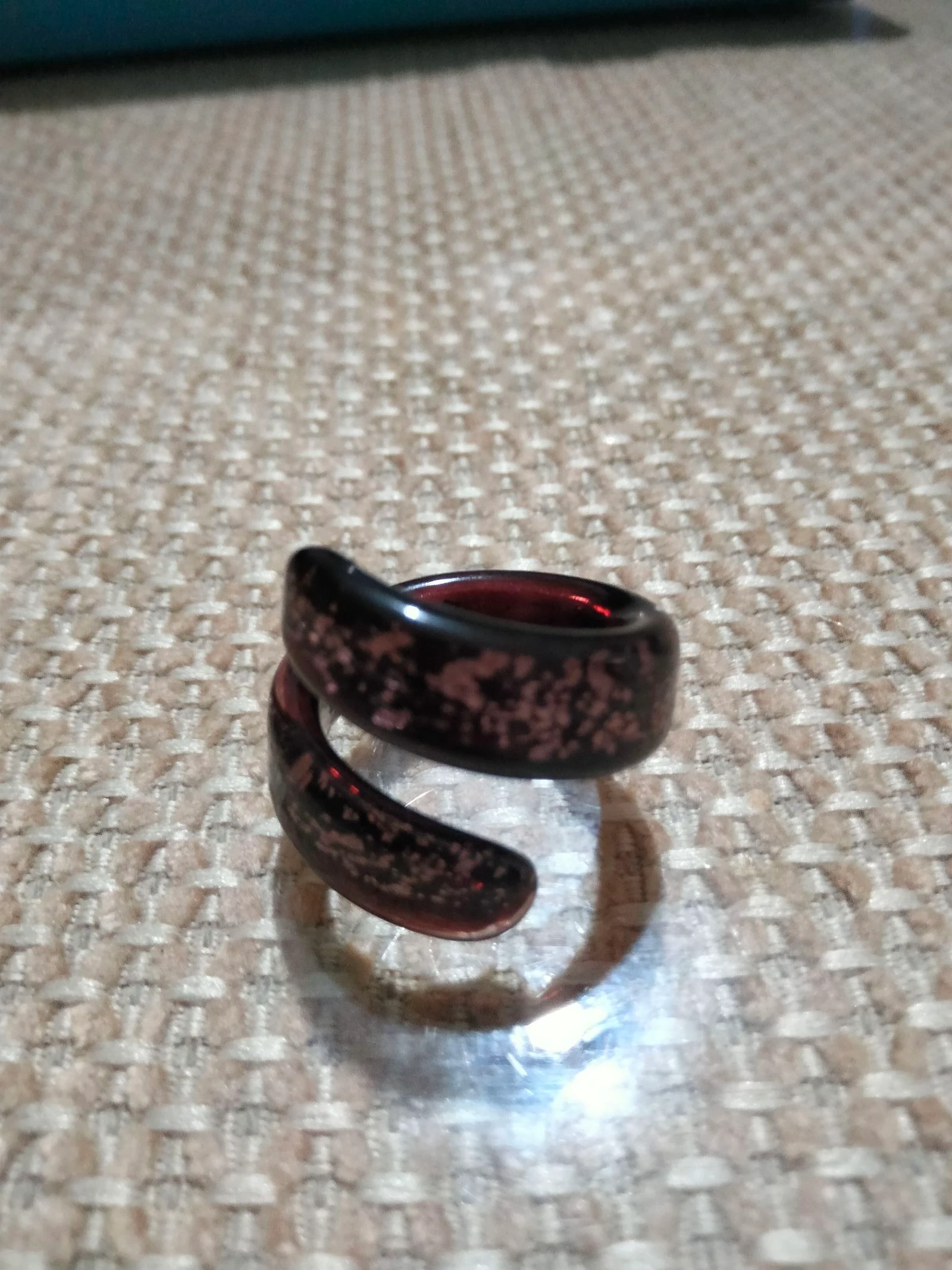 Anneau cristal Murano noir et rose – photo 2